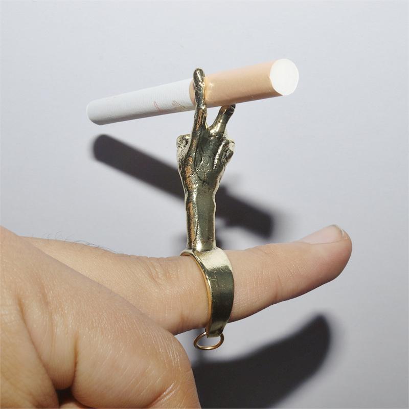 מחזיק סיגריה בצורות